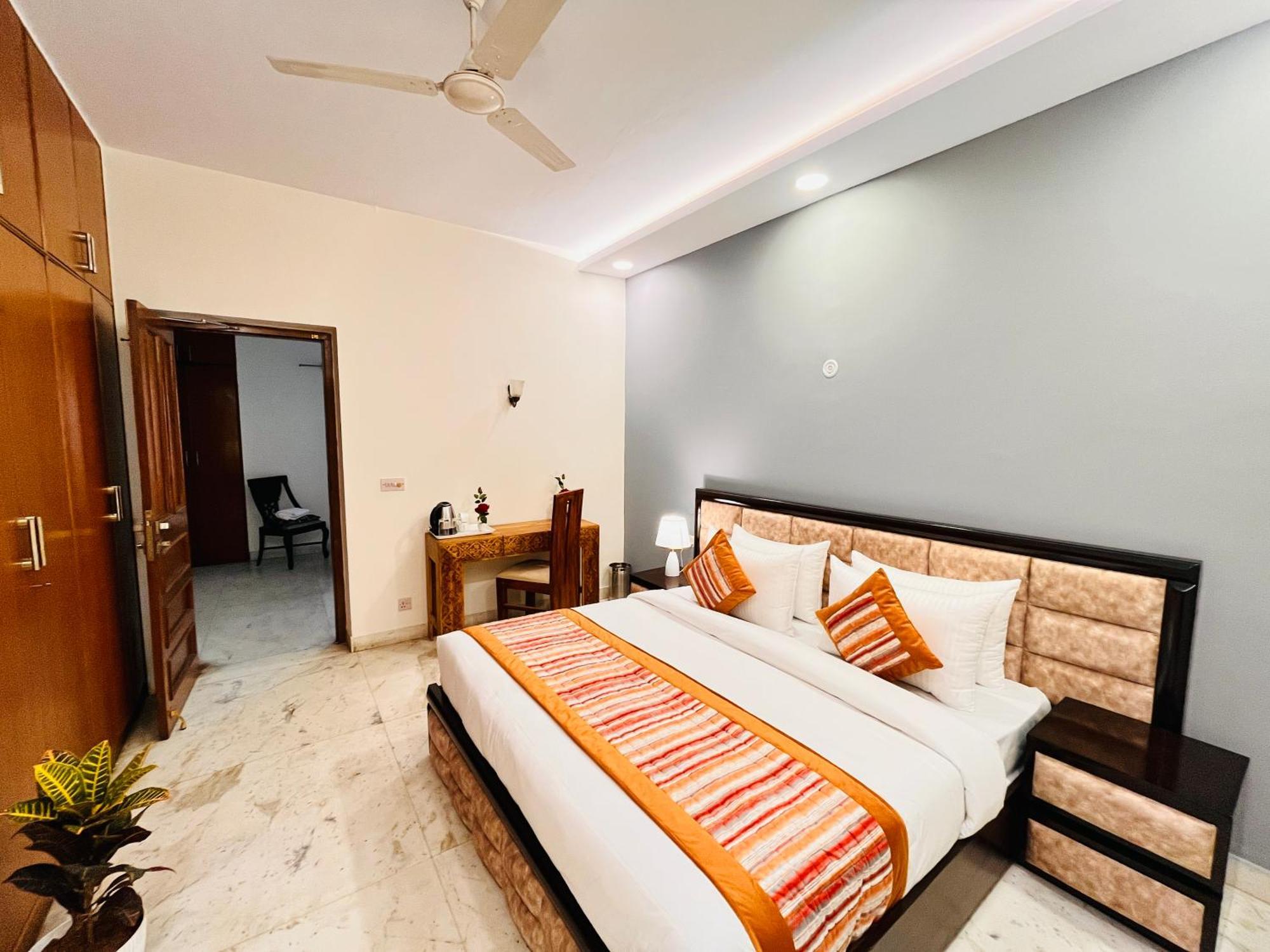 Grove Residency Hauz Khas New Delhi Couple Friendly Hotell Exteriör bild