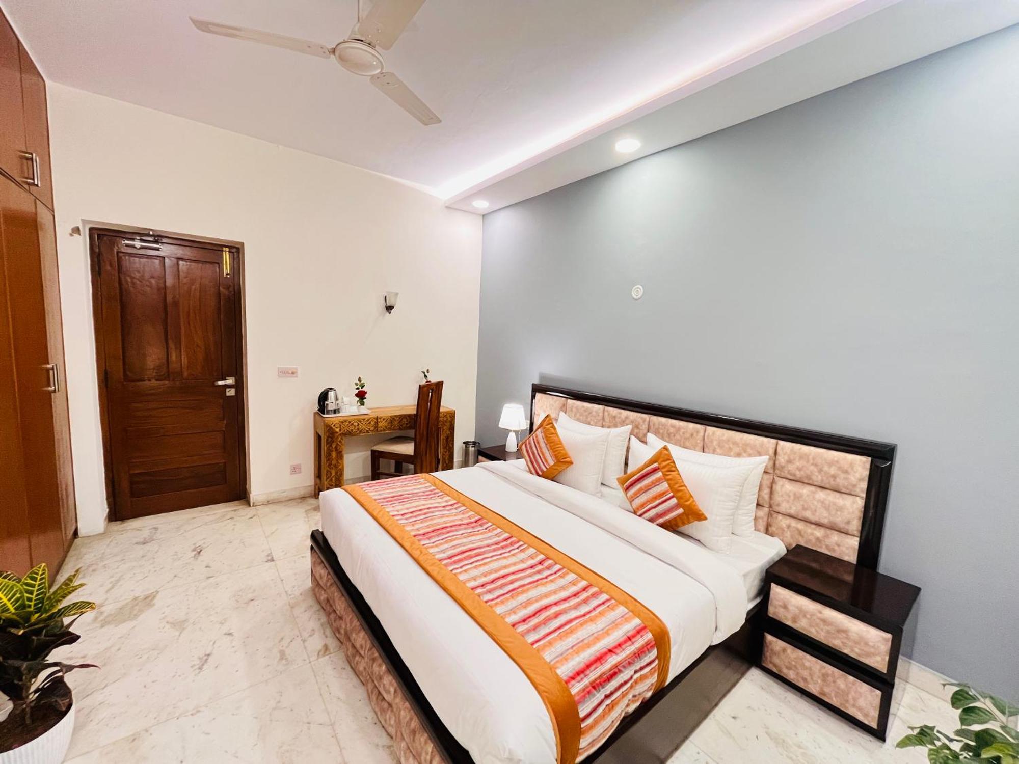 Grove Residency Hauz Khas New Delhi Couple Friendly Hotell Exteriör bild